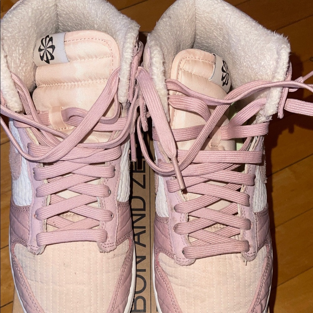 Women’s Pink and White Dunks - Picture 3 of 16